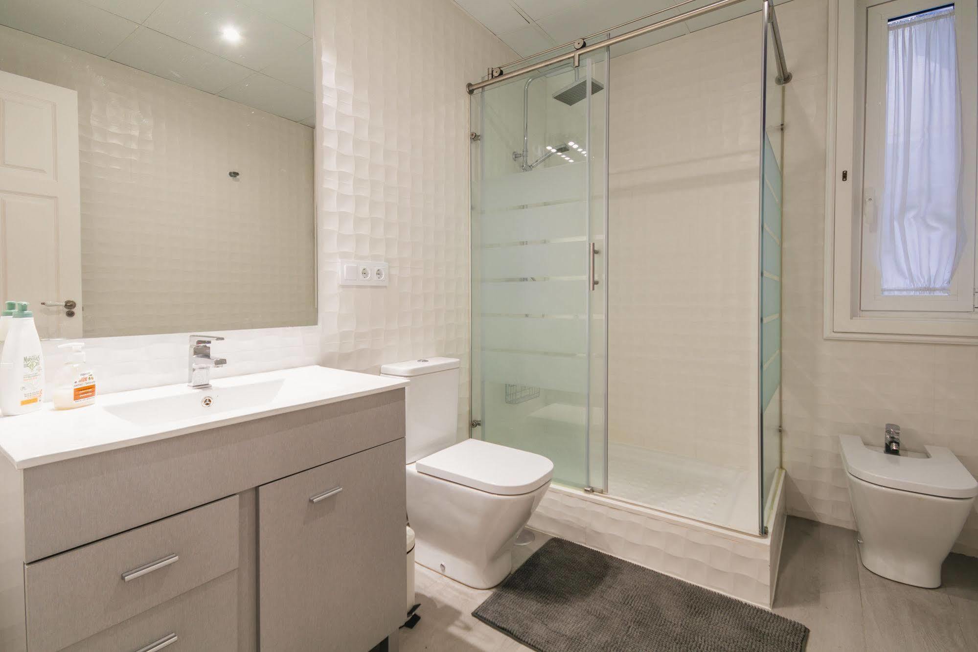 PYR Select Fuencarral Apartamento Madrid Exterior foto