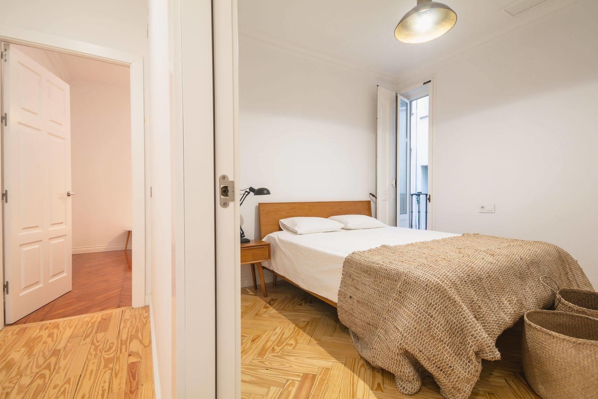 PYR Select Fuencarral Apartamento Madrid Exterior foto